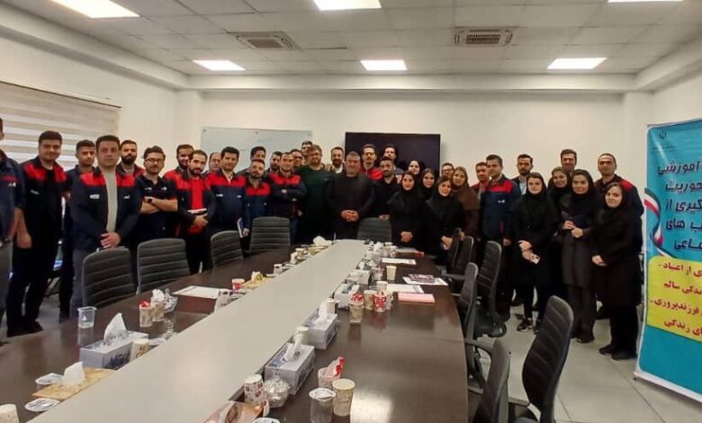 اولویتگذاری کار میدانی نسبت به سامانههای دیجیتال برای مشارکت اجتماعی محله‑محور