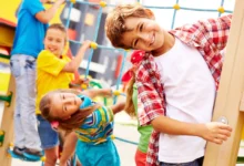 مددکاری اجتماعی ویژه کودکان اوتیسم: پلی برای توانمندسازی و ادغام اجتماعی